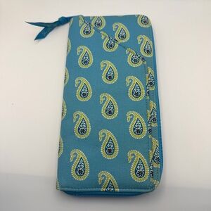 Vera Bradley Travel Organizer Wallet Bermuda Blue Pattern Spring 2005